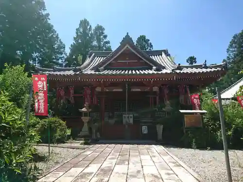 勝利寺の本殿・本堂