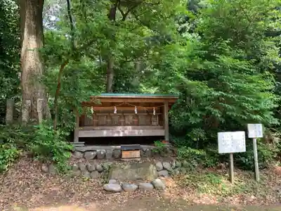 鎌田神明宮の末社・摂社