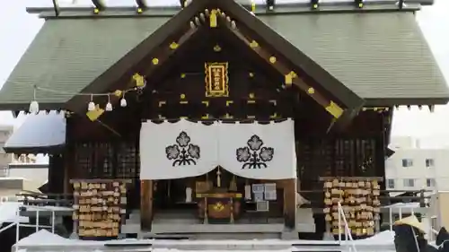 札幌諏訪神社の本殿・本堂