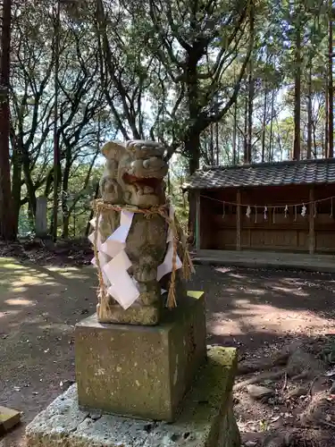 玉垣神社の狛犬