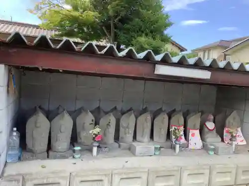 岩野八幡社の地蔵