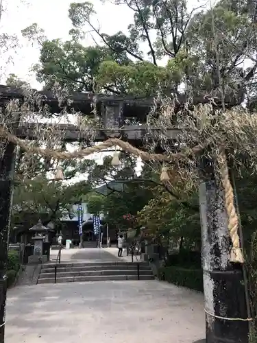 與止日女神社の鳥居