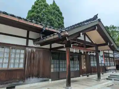 射水神社の{uncategorized: "未分類", other: "その他", undefined: "問題あり", building: "その他建物", grave: "お墓", sacred_gate: "鳥居", guardian: "狛犬", statue: "像", buddha: "仏像", history: "歴史", nature: "自然", garden: "庭園", animal: "動物", pagoda: "塔", temizu: "手水舎", mountain_gate: "山門・神門", sanctuary: "本殿・本堂", subordinate: "末社・摂社", art: "芸術", scenery: "景色", jizo: "地蔵", ema: "絵馬", goshuin: "御朱印", omikuji: "おみくじ", items: "授与品その他", amulet: "お守り", goshuincho: "御朱印帳", eats: "食事", festival: "お祭り", votive_dance: "神楽", shichigosan: "七五三参", wedding: "結婚式", experience: "体験その他", initially: "初詣", around: "周辺", anti_infection: "感染症対策"}