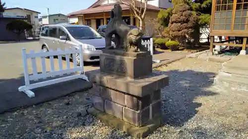 伊達神社の狛犬