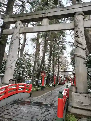 馬橋稲荷神社の{uncategorized: "未分類", other: "その他", undefined: "問題あり", building: "その他建物", grave: "お墓", sacred_gate: "鳥居", guardian: "狛犬", statue: "像", buddha: "仏像", history: "歴史", nature: "自然", garden: "庭園", animal: "動物", pagoda: "塔", temizu: "手水舎", mountain_gate: "山門・神門", sanctuary: "本殿・本堂", subordinate: "末社・摂社", art: "芸術", scenery: "景色", jizo: "地蔵", ema: "絵馬", goshuin: "御朱印", omikuji: "おみくじ", items: "授与品その他", amulet: "お守り", goshuincho: "御朱印帳", eats: "食事", festival: "お祭り", votive_dance: "神楽", shichigosan: "七五三参", wedding: "結婚式", experience: "体験その他", initially: "初詣", around: "周辺", anti_infection: "感染症対策"}
