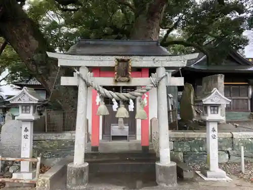 津田八幡神社の末社・摂社