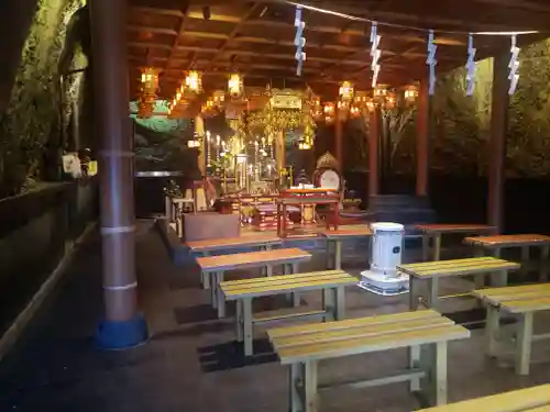 岩戸弘法弘峰寺の本殿・本堂