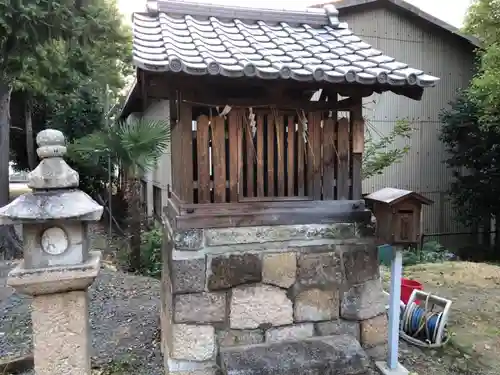 飛鳥田神社の末社