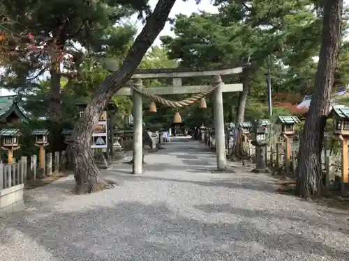 建部大社の鳥居