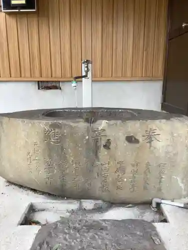 太部古天神社の手水舎