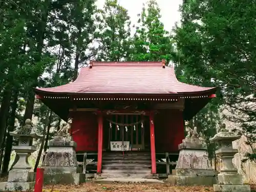 稲荷神社の本殿