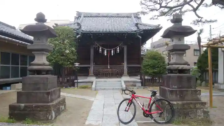 胡録神社の本殿・本堂