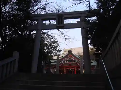 玉造稲荷神社の鳥居