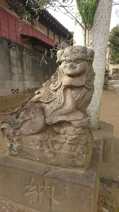 稲荷神社の狛犬