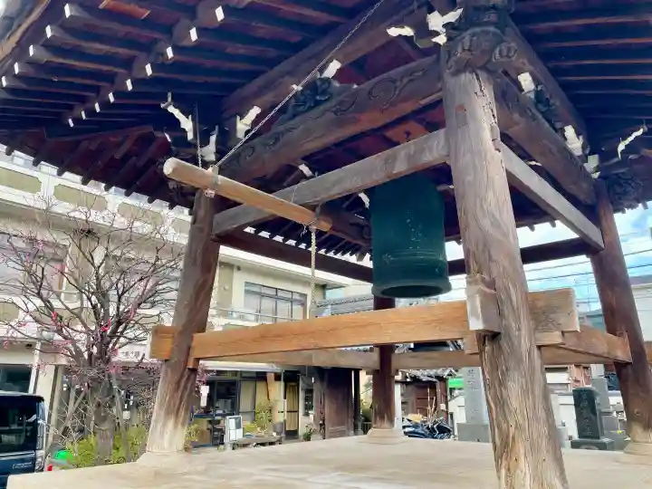 永稱寺の{uncategorized: "未分類", other: "その他", undefined: "問題あり", building: "その他建物", grave: "お墓", sacred_gate: "鳥居", guardian: "狛犬", statue: "像", buddha: "仏像", history: "歴史", nature: "自然", garden: "庭園", animal: "動物", pagoda: "塔", temizu: "手水舎", mountain_gate: "山門・神門", sanctuary: "本殿・本堂", subordinate: "末社・摂社", art: "芸術", scenery: "景色", jizo: "地蔵", ema: "絵馬", goshuin: "御朱印", omikuji: "おみくじ", items: "授与品その他", amulet: "お守り", goshuincho: "御朱印帳", eats: "食事", festival: "お祭り", votive_dance: "神楽", shichigosan: "七五三参", wedding: "結婚式", experience: "体験その他", initially: "初詣", around: "周辺", anti_infection: "感染症対策"}