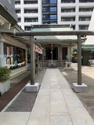 宮益御嶽神社の鳥居