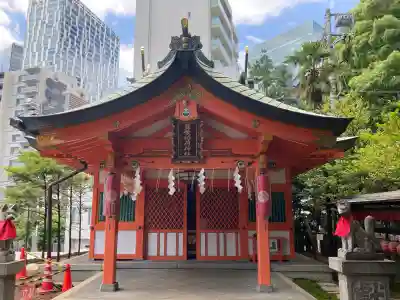 豊栄稲荷神社の{uncategorized: "未分類", other: "その他", undefined: "問題あり", building: "その他建物", grave: "お墓", sacred_gate: "鳥居", guardian: "狛犬", statue: "像", buddha: "仏像", history: "歴史", nature: "自然", garden: "庭園", animal: "動物", pagoda: "塔", temizu: "手水舎", mountain_gate: "山門・神門", sanctuary: "本殿・本堂", subordinate: "末社・摂社", art: "芸術", scenery: "景色", jizo: "地蔵", ema: "絵馬", goshuin: "御朱印", omikuji: "おみくじ", items: "授与品その他", amulet: "お守り", goshuincho: "御朱印帳", eats: "食事", festival: "お祭り", votive_dance: "神楽", shichigosan: "七五三参", wedding: "結婚式", experience: "体験その他", initially: "初詣", around: "周辺", anti_infection: "感染症対策"}