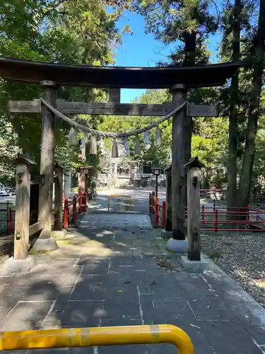 安房神社の鳥居