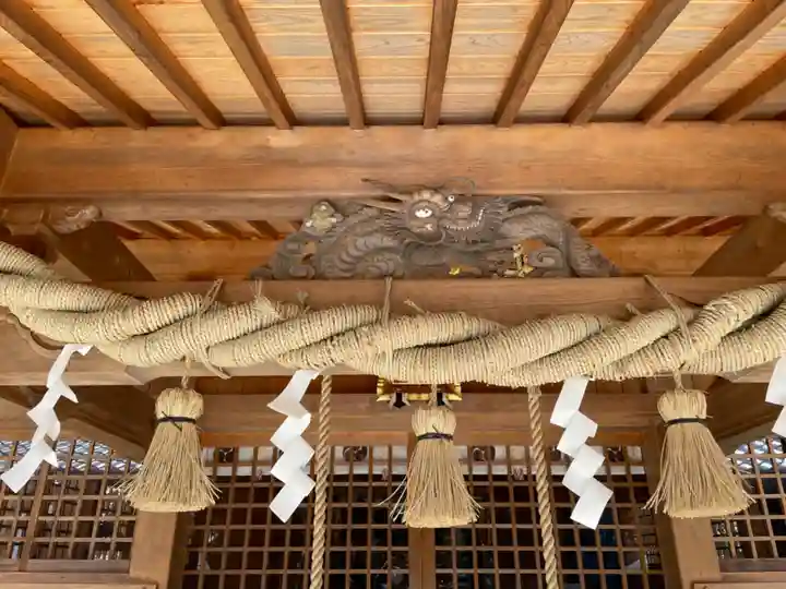八幡神社の本殿・本堂