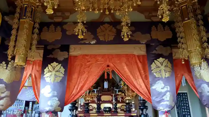 法泉寺の本殿・本堂