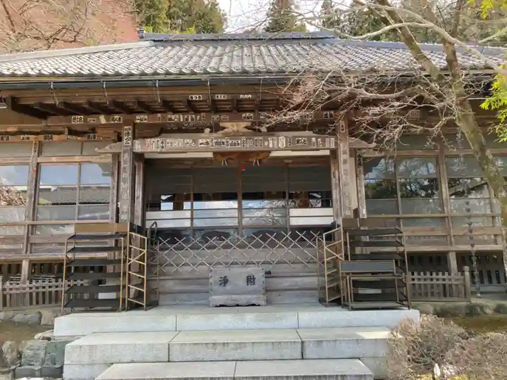 大渕寺の本殿・本堂