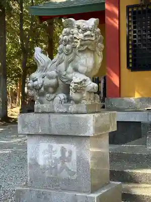 新橋浅間神社の狛犬
