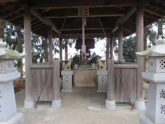 森常稲荷神社の本殿