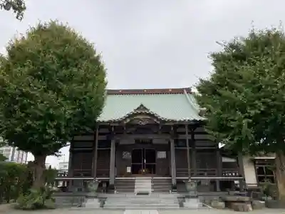 信隆寺の本殿・本堂