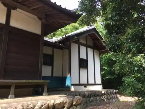 高負彦根神社の本殿