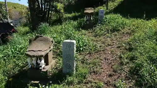 新明社の末社・摂社