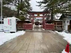 氣比神宮の鳥居