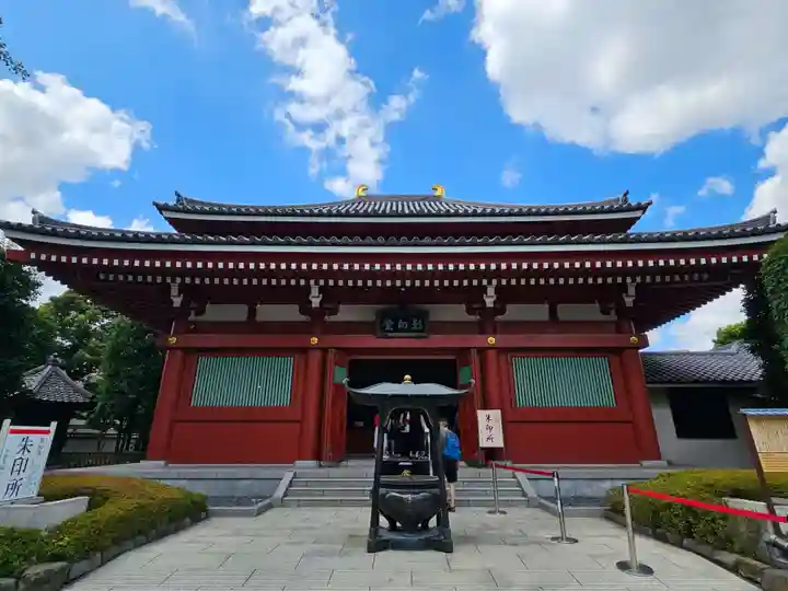 浅草寺の本殿・本堂