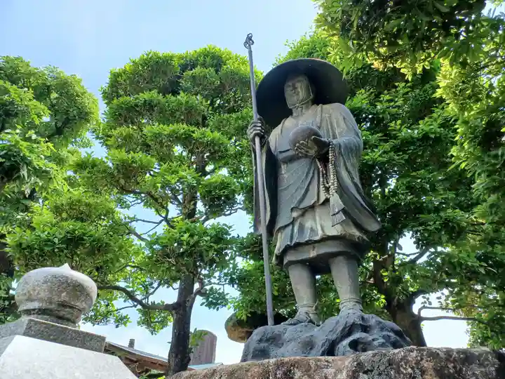 大應寺の像