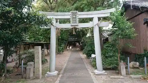 八幡神社の鳥居