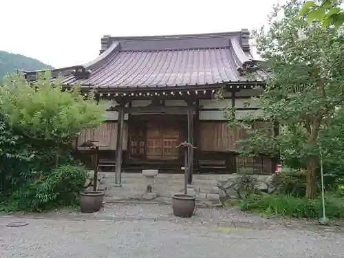 宥泉寺の本殿・本堂