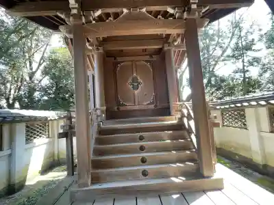 入江神社の{uncategorized: "未分類", other: "その他", undefined: "問題あり", building: "その他建物", grave: "お墓", sacred_gate: "鳥居", guardian: "狛犬", statue: "像", buddha: "仏像", history: "歴史", nature: "自然", garden: "庭園", animal: "動物", pagoda: "塔", temizu: "手水舎", mountain_gate: "山門・神門", sanctuary: "本殿・本堂", subordinate: "末社・摂社", art: "芸術", scenery: "景色", jizo: "地蔵", ema: "絵馬", goshuin: "御朱印", omikuji: "おみくじ", items: "授与品その他", amulet: "お守り", goshuincho: "御朱印帳", eats: "食事", festival: "お祭り", votive_dance: "神楽", shichigosan: "七五三参", wedding: "結婚式", experience: "体験その他", initially: "初詣", around: "周辺", anti_infection: "感染症対策"}