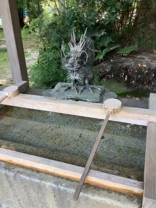 坂下神社の手水舎