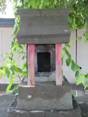 巨摩八幡宮の末社・摂社