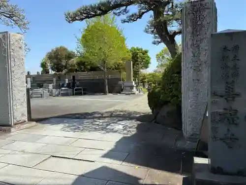 善福寺の{uncategorized: "未分類", other: "その他", undefined: "問題あり", building: "その他建物", grave: "お墓", sacred_gate: "鳥居", guardian: "狛犬", statue: "像", buddha: "仏像", history: "歴史", nature: "自然", garden: "庭園", animal: "動物", pagoda: "塔", temizu: "手水舎", mountain_gate: "山門・神門", sanctuary: "本殿・本堂", subordinate: "末社・摂社", art: "芸術", scenery: "景色", jizo: "地蔵", ema: "絵馬", goshuin: "御朱印", omikuji: "おみくじ", items: "授与品その他", amulet: "お守り", goshuincho: "御朱印帳", eats: "食事", festival: "お祭り", votive_dance: "神楽", shichigosan: "七五三参", wedding: "結婚式", experience: "体験その他", initially: "初詣", around: "周辺", anti_infection: "感染症対策"}