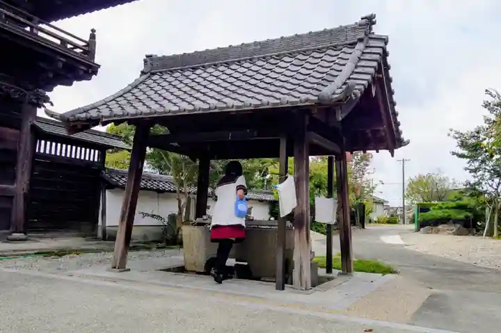 延命寺の手水舎