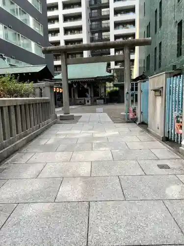 宮益御嶽神社の鳥居