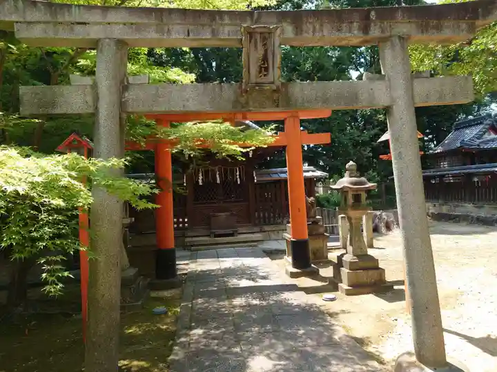 御香宮神社の末社・摂社