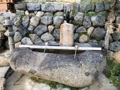 忍坂坐生根神社の手水舎