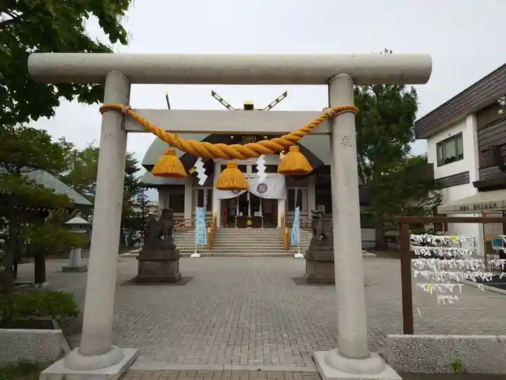烈々布神社の鳥居