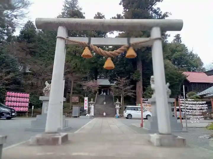 中氷川神社の鳥居