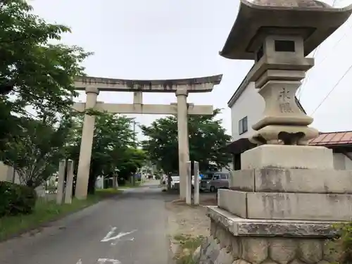 岡田神社の鳥居