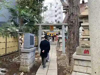 高円寺氷川神社の鳥居