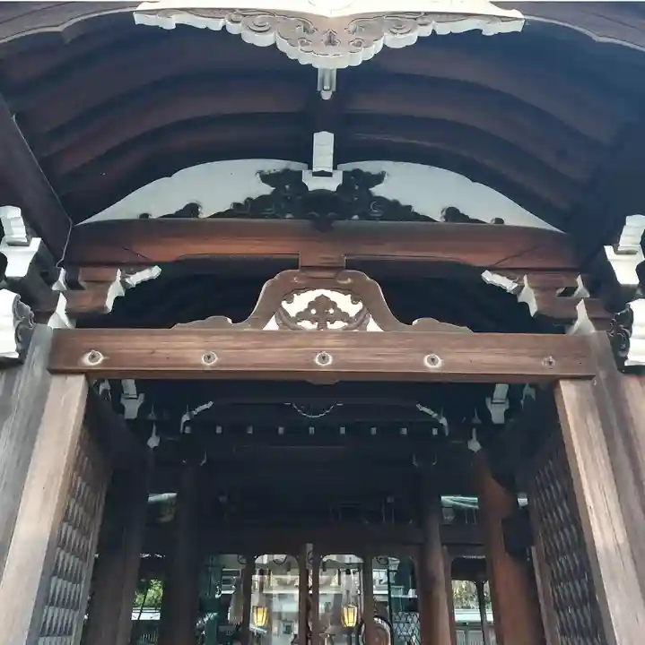 白金氷川神社の本殿・本堂