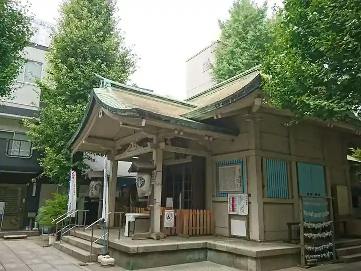 銀杏岡八幡神社の本殿・本堂