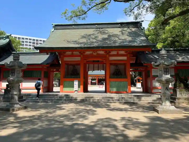 住吉神社の山門・神門